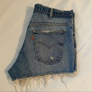 Mid-wash, Reworked Levi’s cut-offs